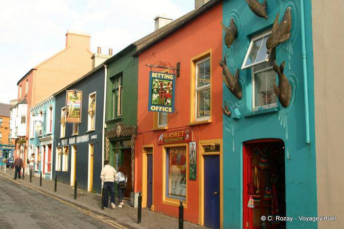 Golfinhos no Strand Street, Dingle - Irlanda