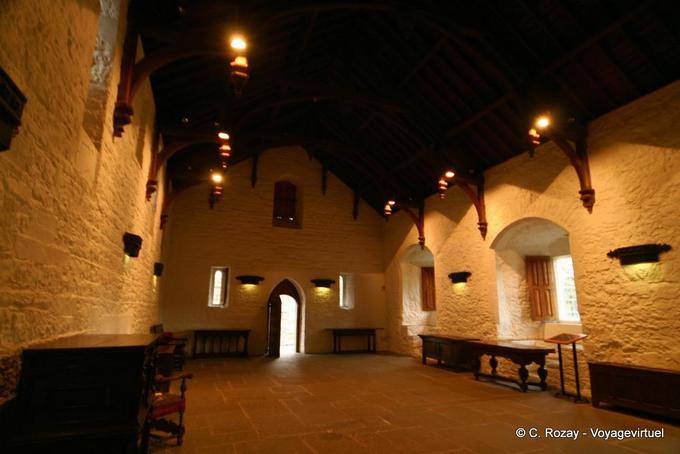 Quarto grande dentro do castelo, Cahir Castle - Irlanda