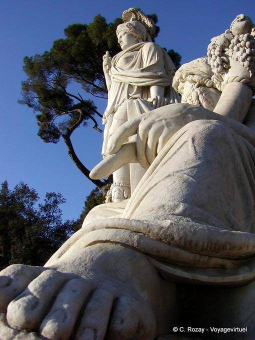 Pé estátua, fonte da deusa de Roma, Praça do Povo - Italia
