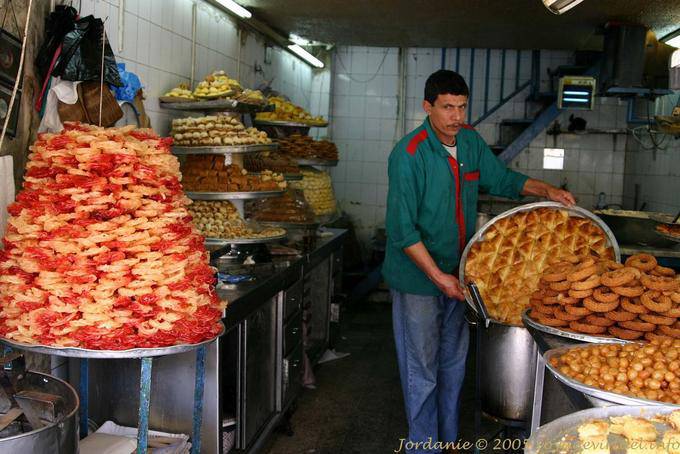 Montanhas da Jordânia de bolos, tortas, Amman - Jordania