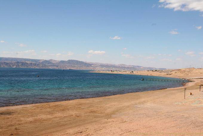 Praia do Mar Vermelho ao sul de Aqaba - Jordania