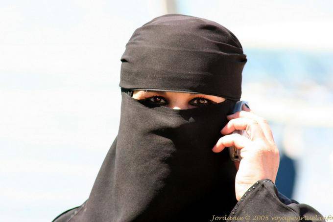 A mulher com o laptop, Aqaba - Jordania