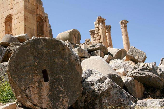 Ruínas de entulho, Jerash - Jordania