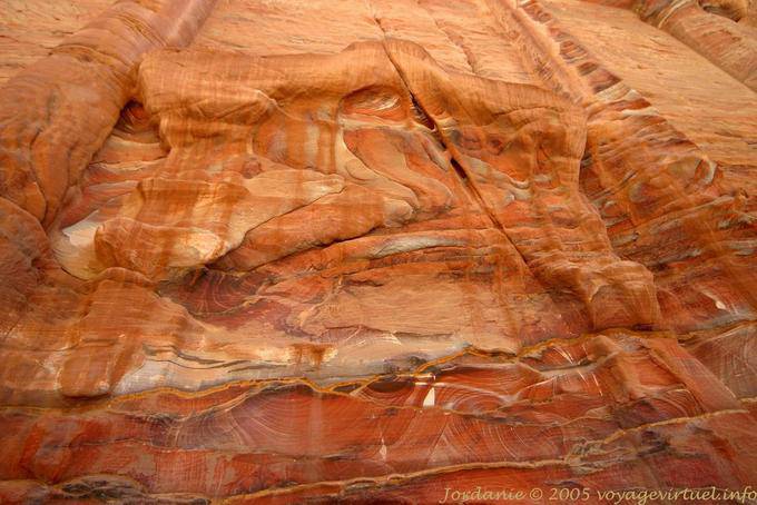 Fachada permanece esculpida Rua fachadas, PETRA - Jordania