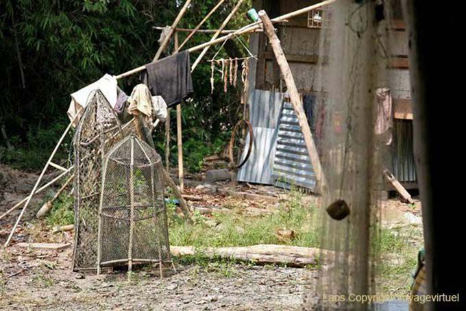 Armadilhas para a pesca no Mekong Khone Ilha, Laos