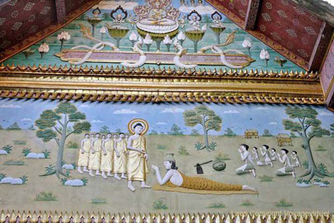 Vida de Buda pintado em uma capela, Wat Sene Soukharam, Laos