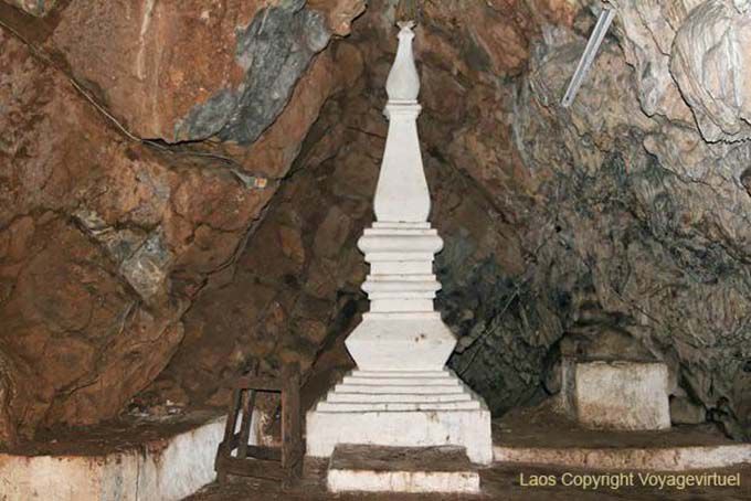 Caves, homens de caverna Xieng, Luang Prabang, Laos