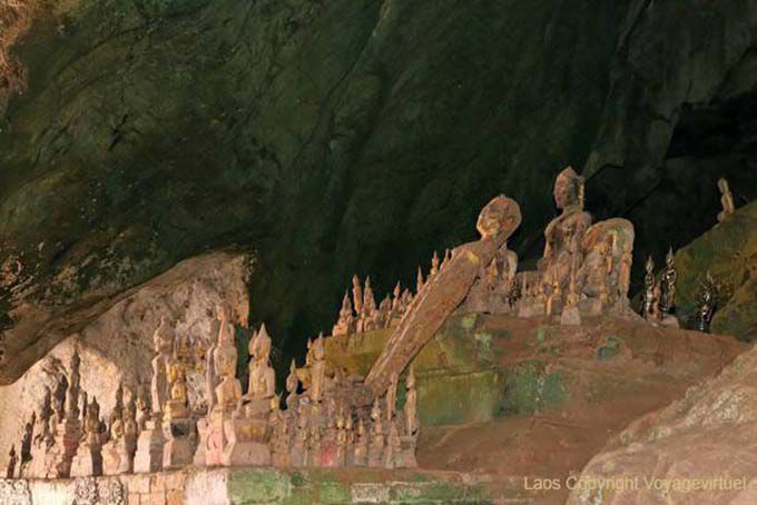 Abaixe Caverna Pak Ou, Laos