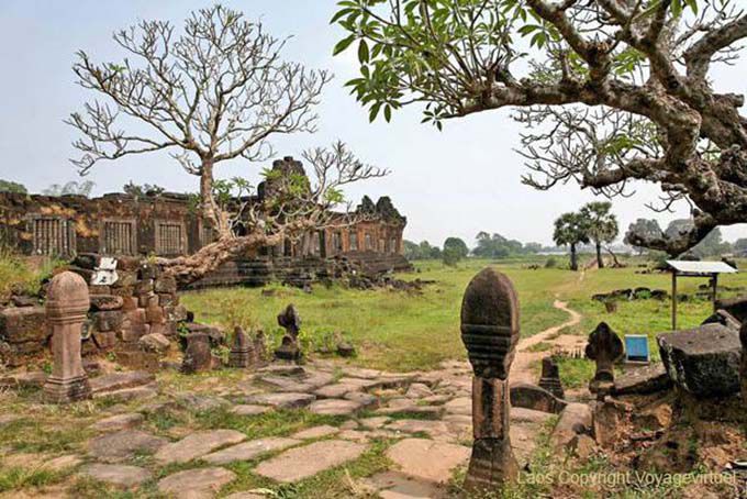 Visão particular no site de Wat Phou, Laos