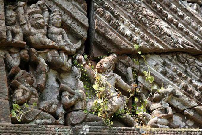 Cena Guerreiro no santuário, Wat Phou, Laos