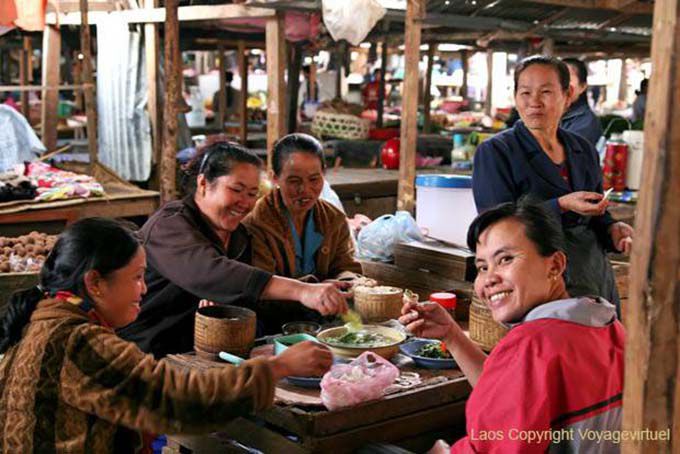 Refeição mulheres do Laos Xieng Khouang, Laos