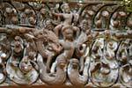 Viga mostrando Vishnu em Garuda, Wat Phou, Laos.