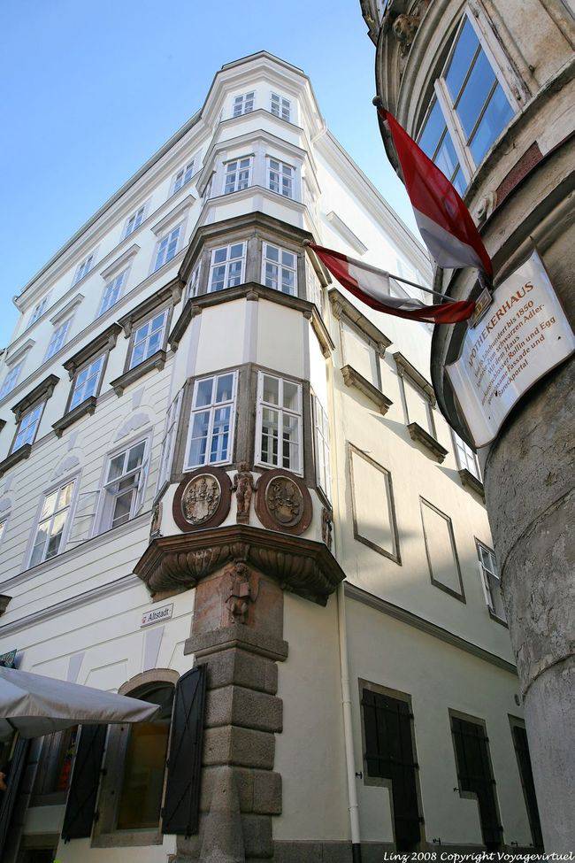 Altstadt, em frente à Apothekerhaus, Linz - Áustria