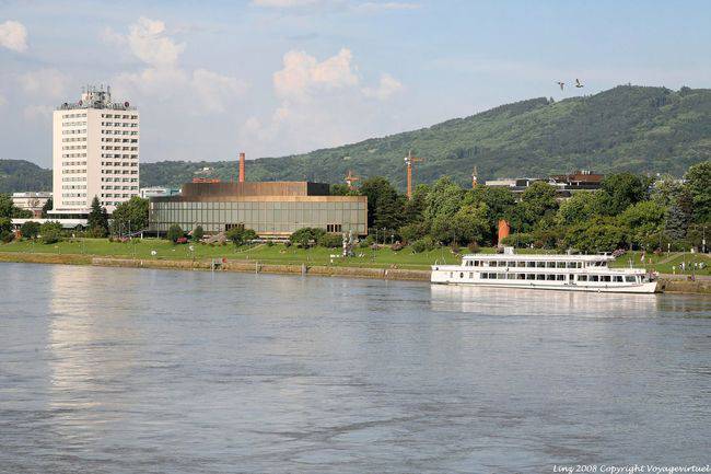 Danau Brucknerhaus, o Danúbio, Linz - Áustria