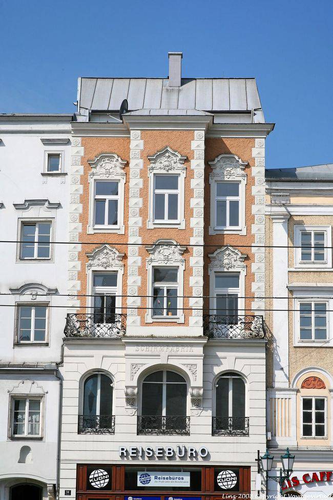 Hauptplatz, Schirmfabrik, Linz - Áustria