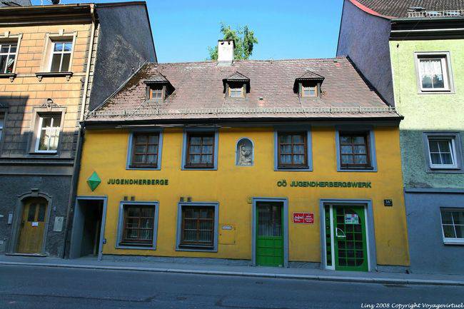 Kremstal Bundesstrasse, casa baixa, Jugendherbergswerk, Linz - Áustria