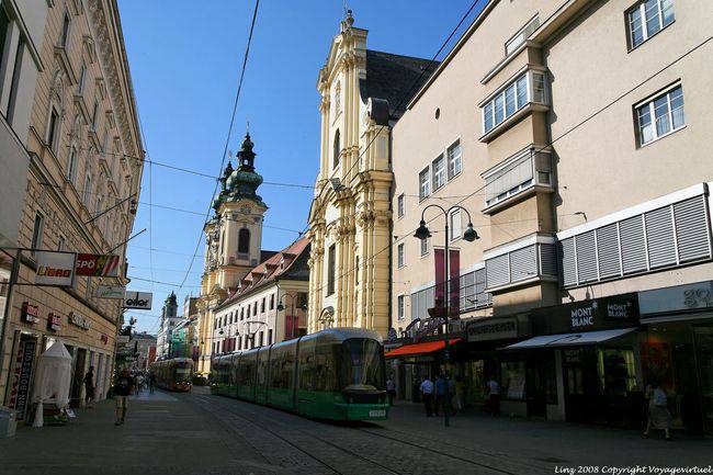 Landstrasse, igrejas e bondes, Linz - Áustria