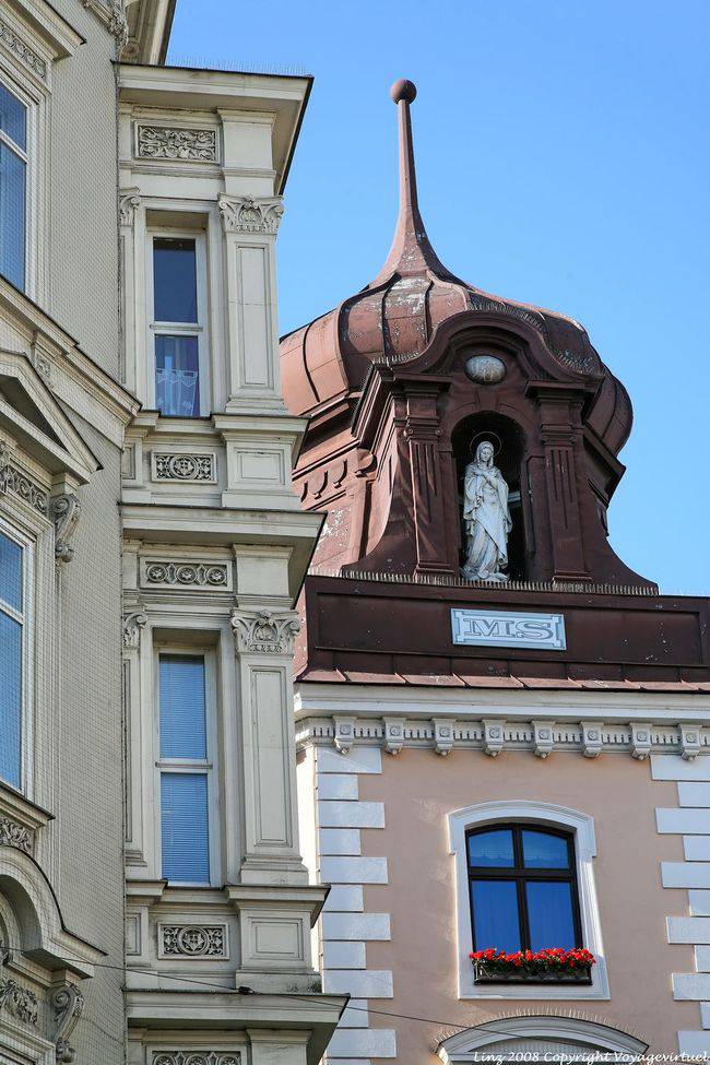 Landstrasse, Taubenmarkt, Virgin sob um teto, Linz - Áustria