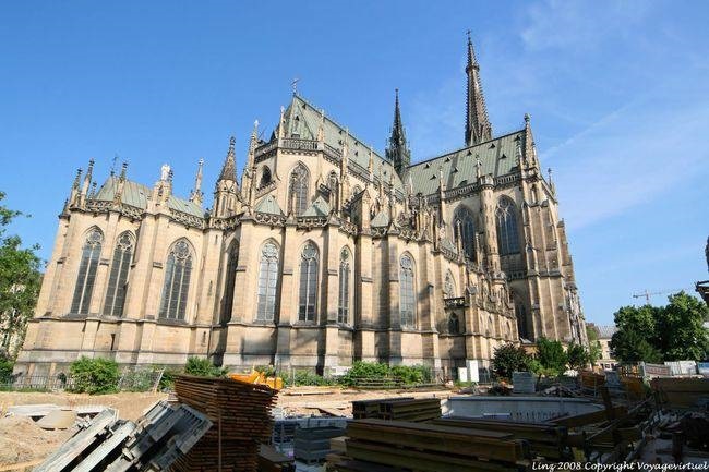 Neuer Dom, vista panorâmica por trás da catedral, Linz - Áustria