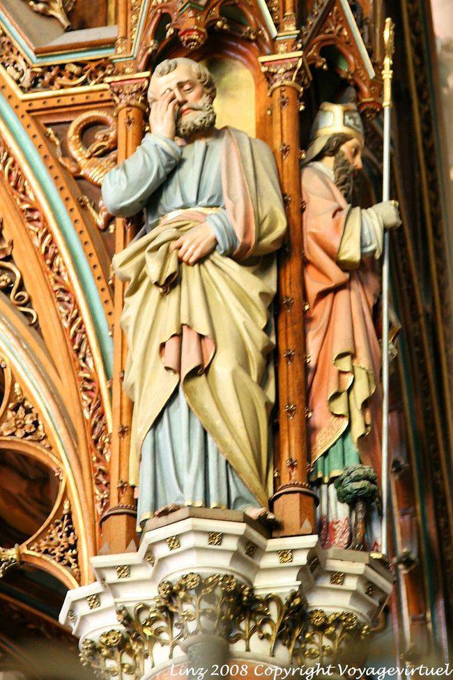 Neuer Dom, pênalti de Saint em um pilar, Linz - Áustria
