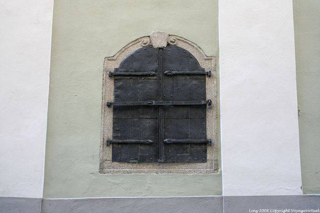 Pfarrgasse, janela fechada, Linz - Áustria