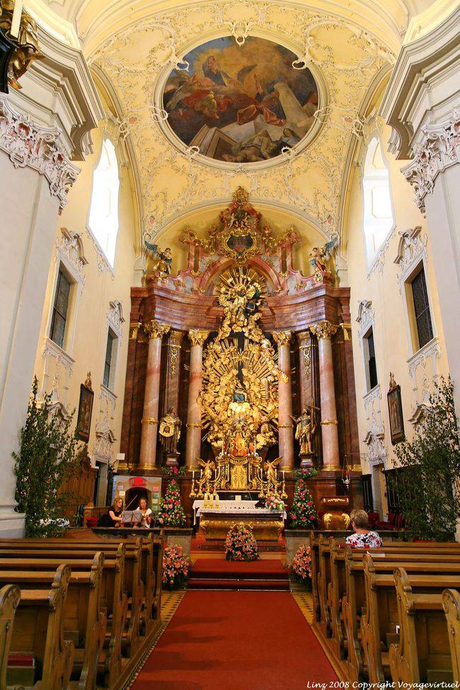 Postlingberg, olhe para o altar, Linz - Áustria