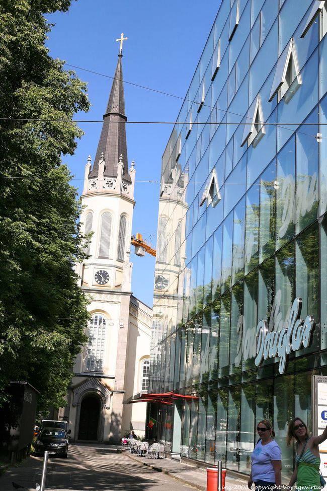 Schiller Platz, igreja protestante, Martin-Luther-Kirche, Linz - Áustria