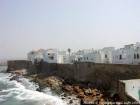 Paredes Mansour entre o mausoléu e do Palais Raisuli, Asilah, Marrocos.