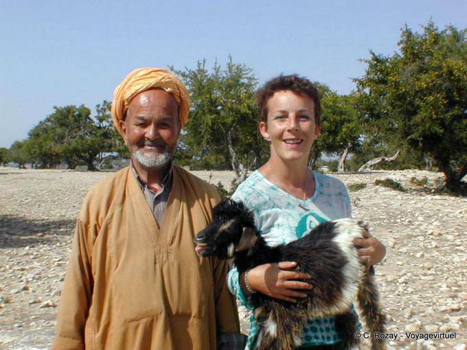 Essaouira, conduza com um pastor entre argan - Marrocos