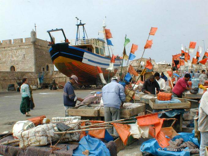 Preparação de pesca e passeios de barco docas, Essaouira - Marrocos