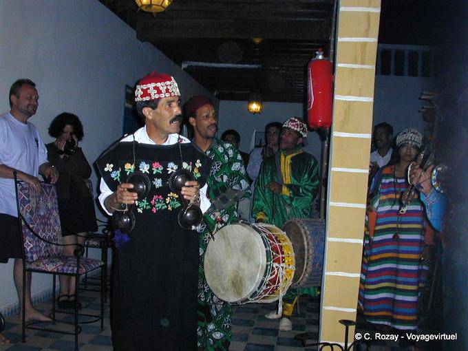 Noite em Dar Gnawa Kenavo, Essaouira - Marrocos