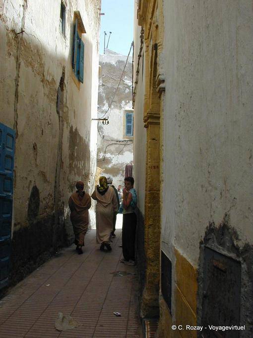 Passage em um beco da Medina, Essaouira - Marrocos