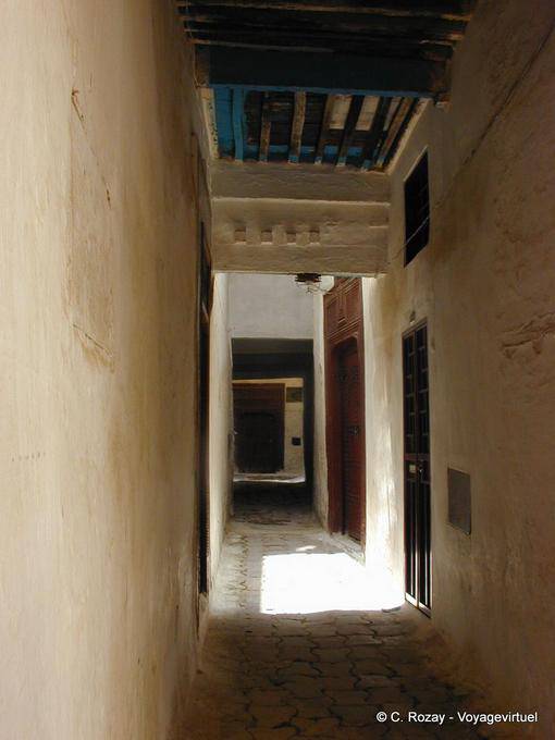 Luz na transição do antigo Meknes - Marrocos