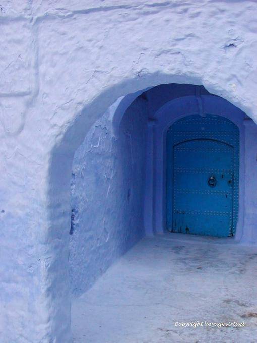 Blue on entrada azul e típico, Chefchaouen - Marrocos