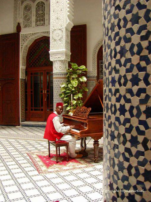 O pianista riad, Fes - Marrocos