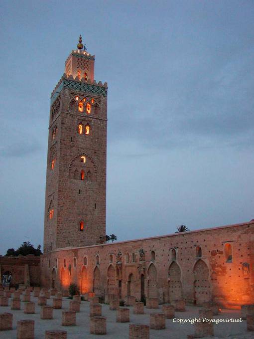 Mesquita Koutoubia para a noite, Marrakech - Marrocos