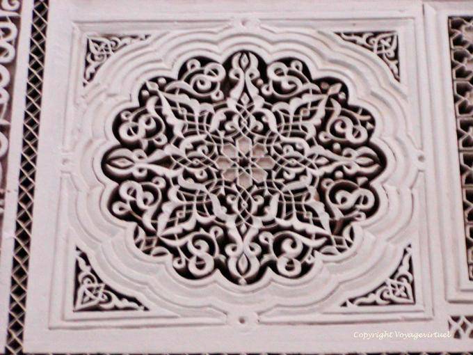 Finesse gesso decorativo, Bahia Palace, Marrakech - Marrocos