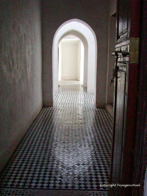 Corredor com zelliges telhas, Bahia Palace, Marrakech - Marrocos