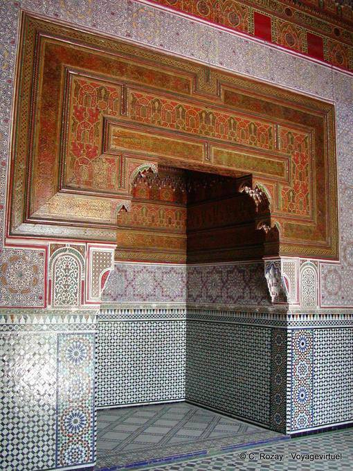 Nicho com decoração requintada, o Grand Riad Bahia Palace, Marrakech - Marrocos