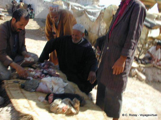 Essaouira, tripe tenda berbere souk - Marrocos