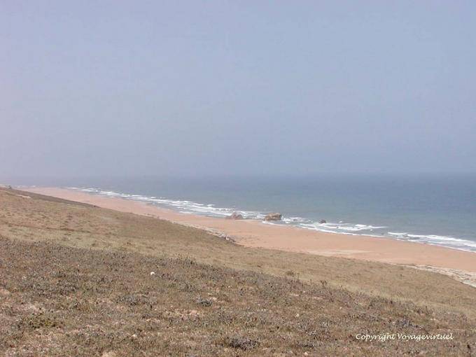 A praia, entre El Jadida e Oualidia - Marrocos