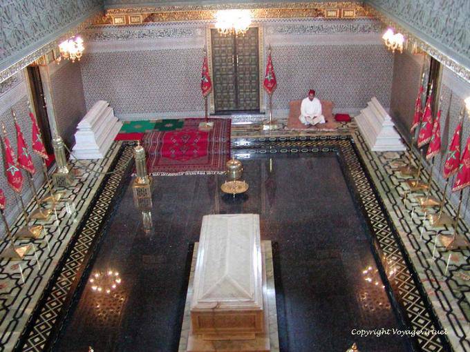 A câmara funerária de Mohammed Sultan Ben Youssef, Mohammed V Mausoléu, Rabat - Marrocos