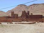 A kasbah não-renovado entre Tamgart (Tamdakhte) e Wawesmant, Marrocos.