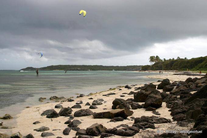 Kitesurf nos ventos alísios ao Cape Macré - Martinica