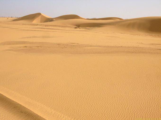 Areia suavidade, entre Nouakchott e da fronteira com Marrocos, Mauritânia