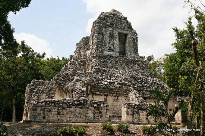 Estructura XX, sítio arqueológico de Chicanna - México