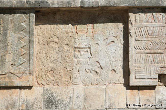Frieze na parede, plataforma de Venus, Chichen Itza - México