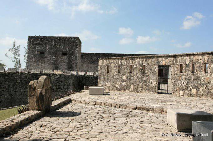 O Forte de San Felipe, Laguna Bacalar - México