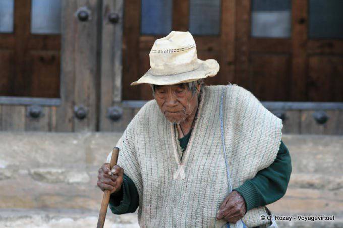 O velho com a bengala, San Cristobal - México