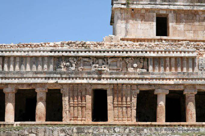 Arquitetura Puuc North Palace Sayil - México